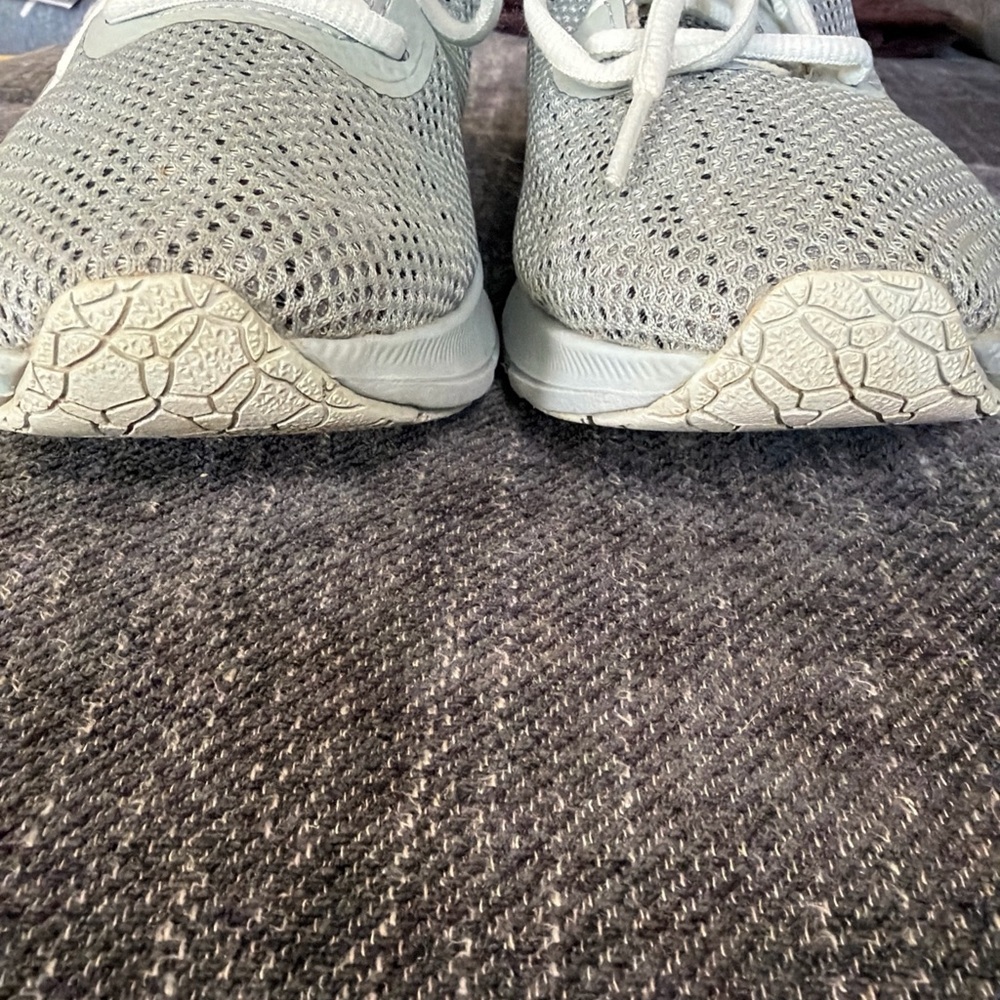 durable lightweight leisure workout Running - Under Armour 3024142-300 Sneakers - Picture 5 of 8